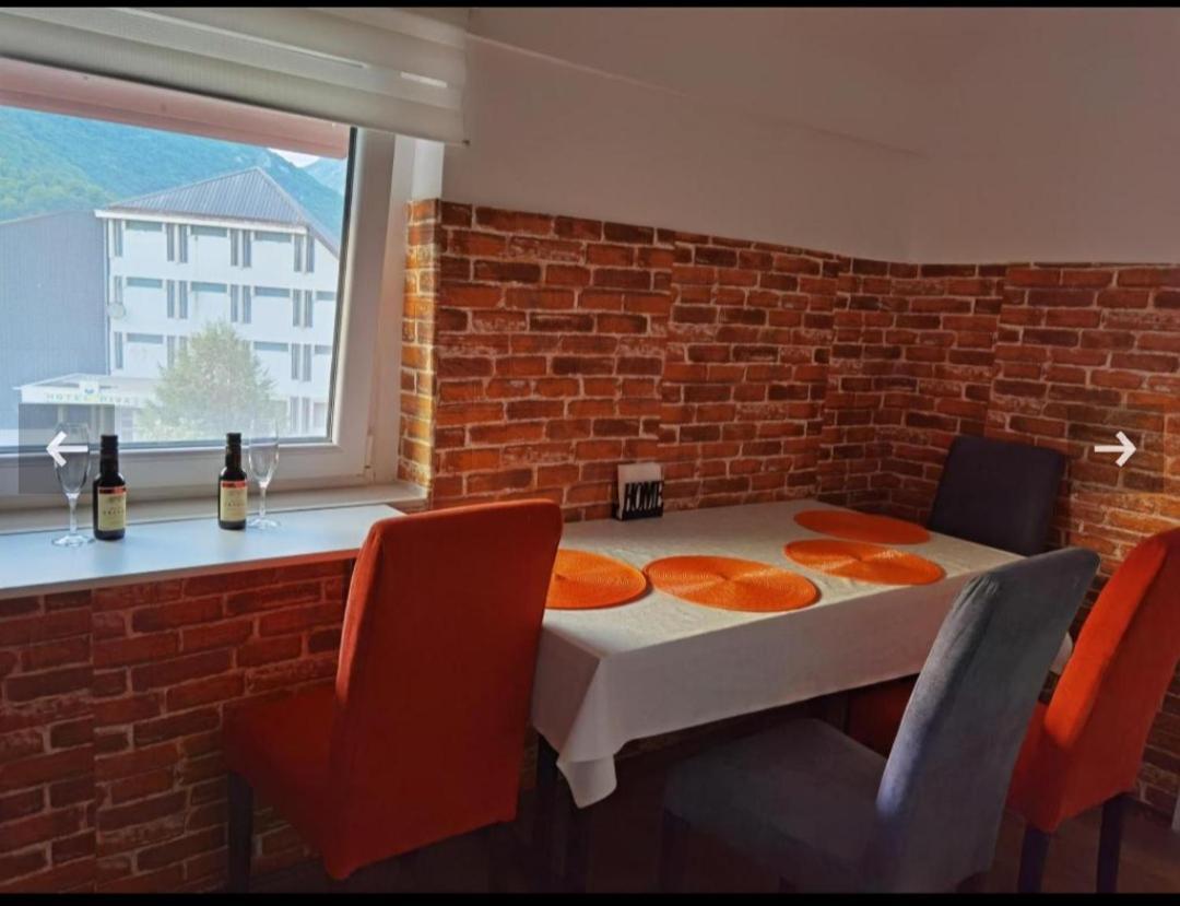 Apartment Holiday Lake - Piva 2022 普卢日内 外观 照片